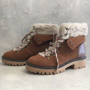 Women’s Boots Size 8 1/2